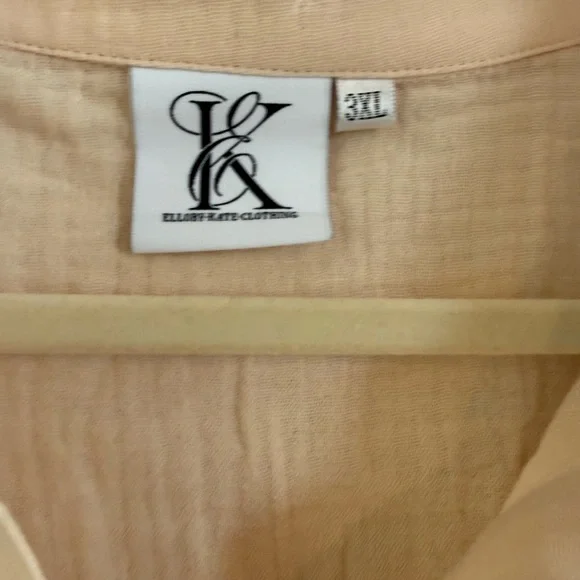 Ellory Kate Animal Kingdom sequin top Mickey Disney - Picture 4 of 5